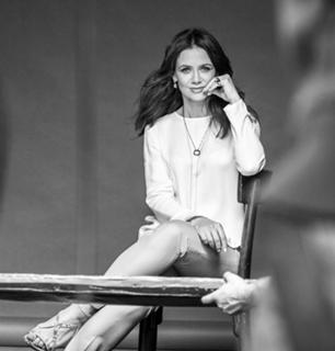 Kinga Rusin feet photo thumbnail