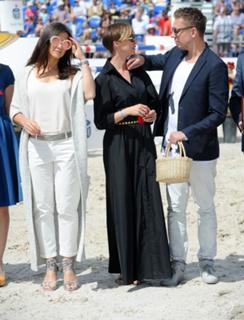 Kinga Rusin feet photo thumbnail