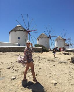 Kinga Rusin feet photo thumbnail