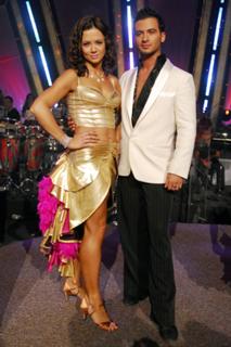 Kinga Rusin feet photo thumbnail