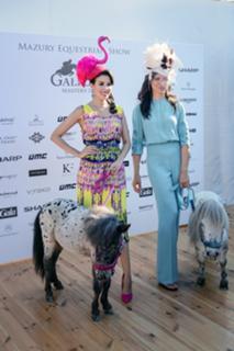 Kinga Rusin feet photo thumbnail