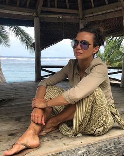 Kinga Rusin feet photo thumbnail