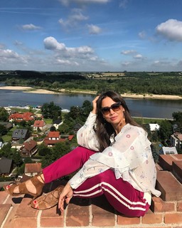 Kinga Rusin feet photo thumbnail