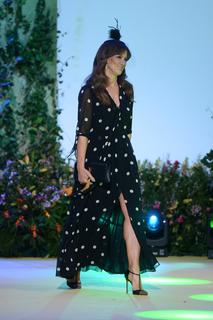 Kinga Rusin feet photo thumbnail