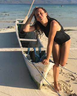 Kinga Rusin feet photo thumbnail