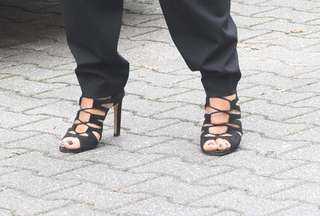 Kinga Rusin feet photo thumbnail