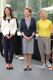 Kinga Rusin feet photo thumbnail