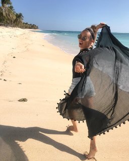 Kinga Rusin feet photo thumbnail