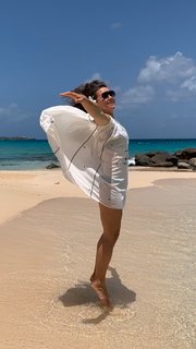 Kinga Rusin feet photo thumbnail