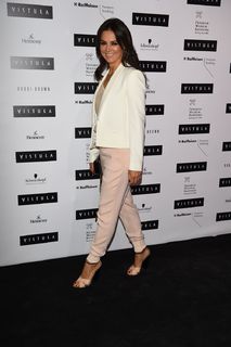 Kinga Rusin feet photo thumbnail