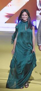 Kinga Rusin feet photo thumbnail