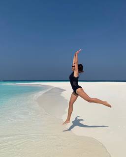 Kinga Rusin feet photo thumbnail