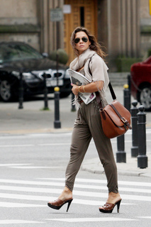 Kinga Rusin feet photo thumbnail