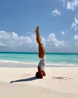 Kinga Rusin feet photo thumbnail