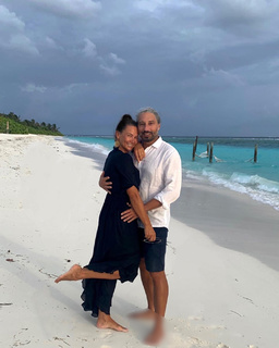 Kinga Rusin feet photo thumbnail