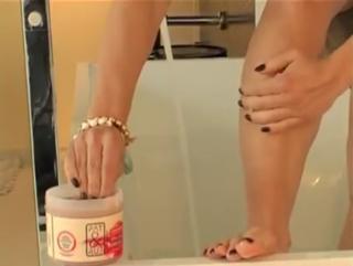 Kinga Rusin feet photo thumbnail