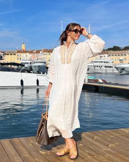 Kinga Rusin feet photo thumbnail