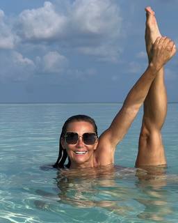 Kinga Rusin feet photo thumbnail