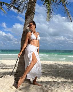 Kinga Rusin feet photo thumbnail