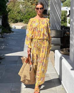 Kinga Rusin feet photo thumbnail