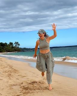 Kinga Rusin feet photo thumbnail