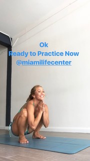 Kino MacGregor feet photo thumbnail