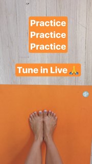 Kino MacGregor feet photo thumbnail