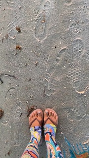 Kino MacGregor feet photo thumbnail