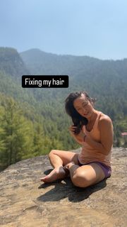 Kino MacGregor feet photo thumbnail