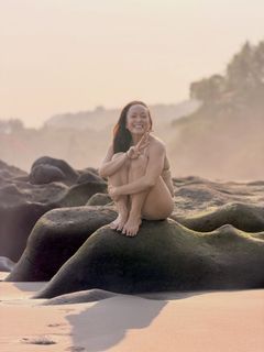 Kino MacGregor feet photo 6
