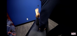 Kinsey Wolanski feet photo thumbnail