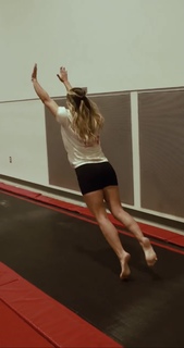 Kinsey Wolanski feet photo thumbnail