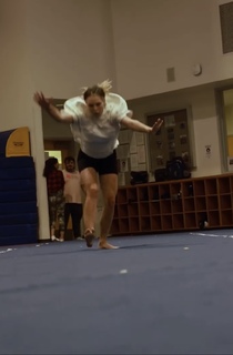 Kinsey Wolanski feet photo thumbnail