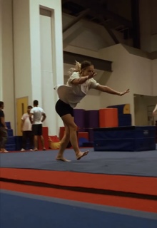 Kinsey Wolanski feet photo thumbnail