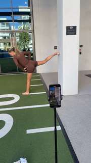 Kinsey Wolanski feet photo thumbnail