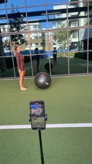 Kinsey Wolanski feet photo thumbnail