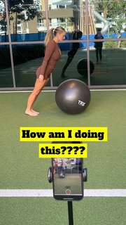 Kinsey Wolanski feet photo thumbnail