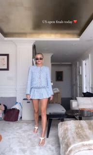 Kinsey Wolanski feet photo thumbnail