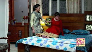 Kinza Hashmi feet photo thumbnail