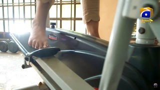 Kinza Hashmi feet photo thumbnail