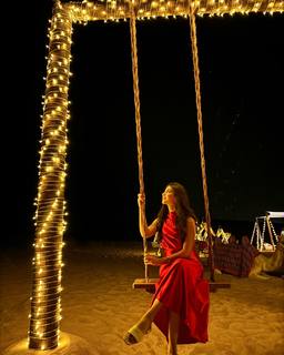 Kinza Hashmi feet photo thumbnail