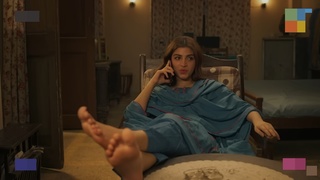 Kinza Hashmi feet photo thumbnail