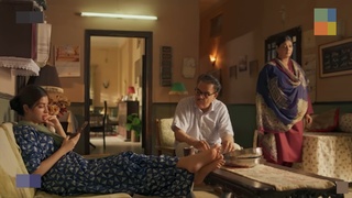 Kinza Hashmi feet photo thumbnail