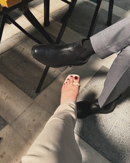Kinza Hashmi feet photo thumbnail