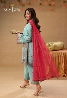 Kinza Hashmi feet photo 9