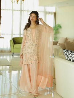 Kinza Hashmi feet photo 2