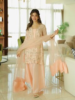 Kinza Hashmi feet photo 20