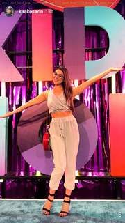 Kira Kosarin feet photo thumbnail