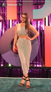 Kira Kosarin feet photo thumbnail