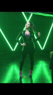 Kira Kosarin feet photo thumbnail